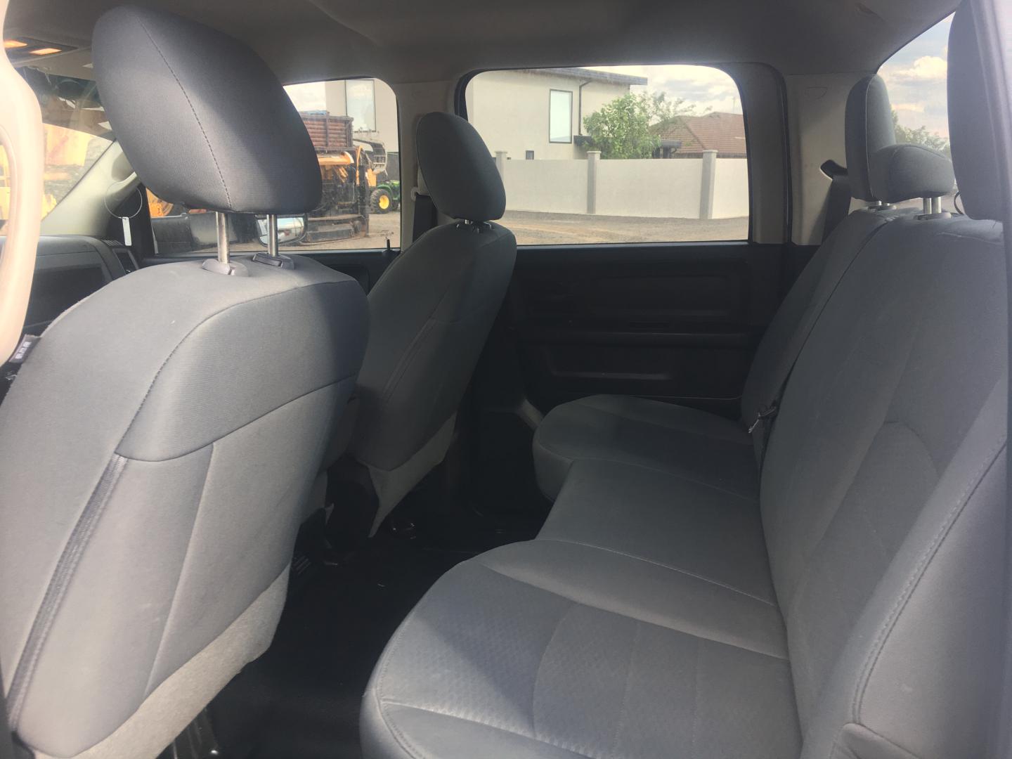 ./imagenes/INVOICE/2019/16702/PICK UP DODGE RAM 2500 (16).JPG